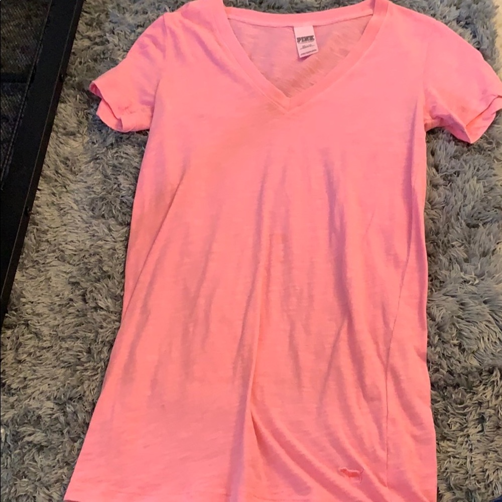 Pink tee shirt